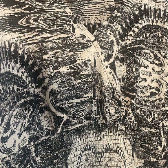 Ark & Co. size small, two toned, crop top - Picture 6 of 9